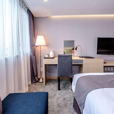 Hotel Shalom Jeju Ngoại thất bức ảnh