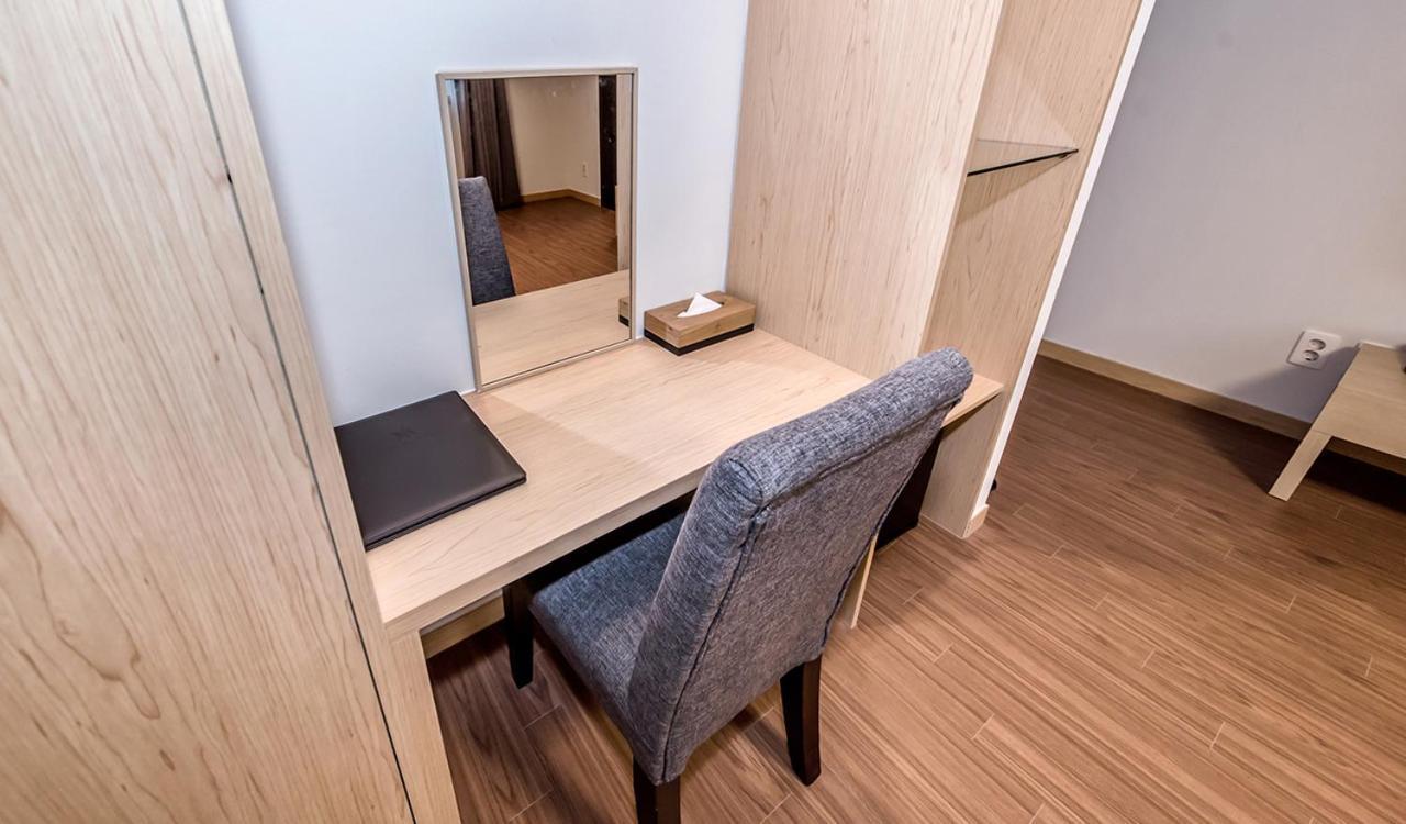 Hotel Shalom Jeju Ngoại thất bức ảnh